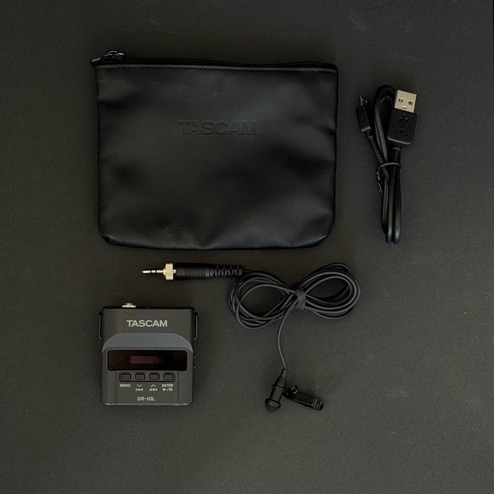 TASCAM DR-10L Digital Audio Recorder With Lavalier Microphone